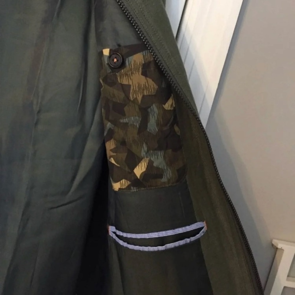 bomber jacket - Picture 3 of 3